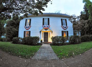 virginia/historic-triangle/attraction/the-cryptozoology-paranormal-museum