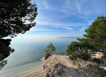 croatia/makarska/attraction/cvitacka-plaza