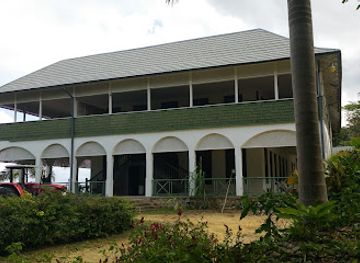 jamaica/runaway-bay/attraction/roaring-river-great-house