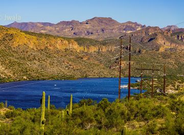 arizona/tonto-national-forest/attraction/canyon-lake-vista