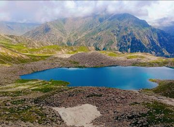 pakistan/khyber-pakhtunkhwa/attraction/daral-lake