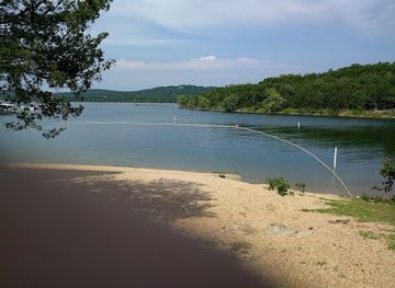 missouri/table-rock-lake/attraction/indian-point-public-use-area