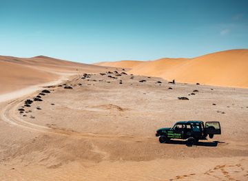 namibia/namib-desert/attraction/tommy-s-living-desert-tours