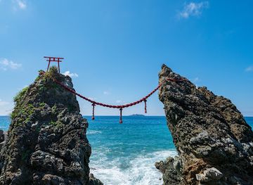 japan/nagasaki/attraction/meotoiwa