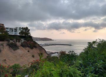 peru/south-coast/attraction/bridge-of-sighs