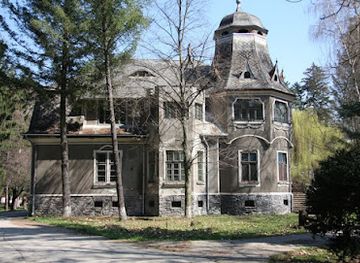 romania/hunedoara/attraction/pogany-mansion-in-paclisa-hunedoara