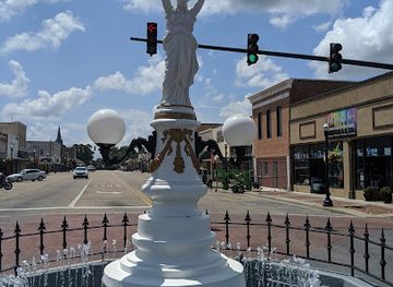 alabama/conecuh-national-forest/attraction/boll-weevil-monument