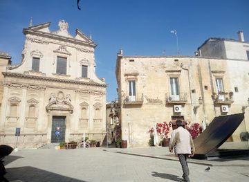italy/salento/attraction/piazzetta-sigismondo-castromediano