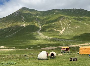 georgia/gudauri/attraction/buy-sheep-and-ride-horses