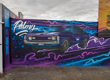 new-zealand/palmerston-north/attraction/swiftmantis-mural-burgerfuel-valiant