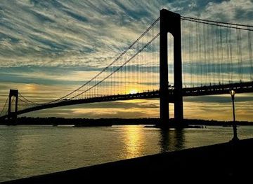 new-jersey/jersey-city/attraction/st-ann-s-warehouse