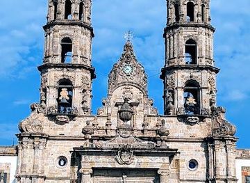mexico/guadalajara/attraction/basilica-de-nuestra-senora-de-zapopan