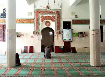 yemen/al-hajjarah-village/attraction/jame-alhuda