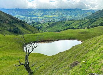 ecuador/loja-region/attraction/laguna-de-corazon