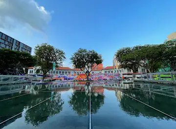 Mirror Fountain Railways