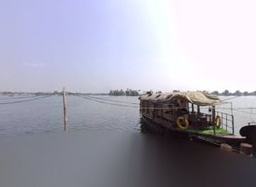 india/alleppey/attraction/aditya-s-paddle-plunge-port