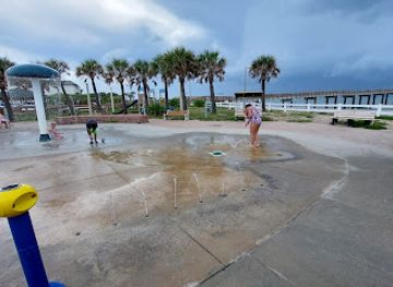 florida/st-augustine-beach/attraction/st-johns-county-ocean-pier-courts-park