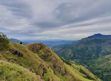 Path of little adam's peack