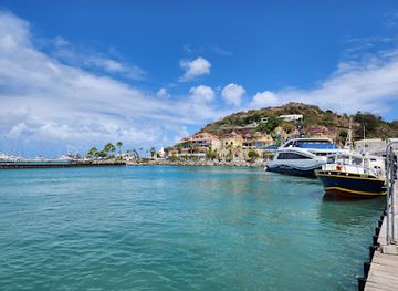 sint-maarten/philipsburg/attraction/marigot-market