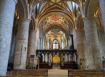 united-kingdom/cotswolds/attraction/tewkesbury-abbey