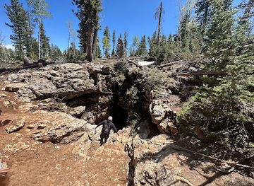 utah/dixie-national-forest/attraction/duck-creek-ice-cave