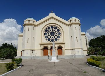 jamaica/kingston/attraction/holy-trinity-cathedral