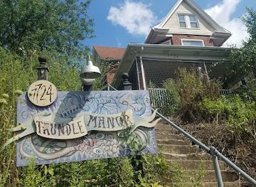 Trundle Manor