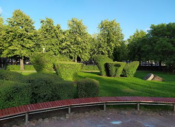 latvia/ventspils/attraction/dzirnavu-laukums