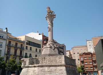 spain/girona/eixample/attraction/monument-del-lleo