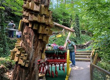 tennessee/gatlinburg/attraction/hillbilly-golf