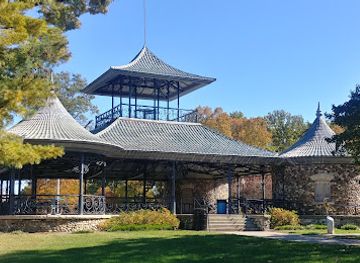 indiana/indianapolis/attraction/garfield-park