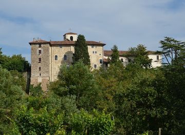 italy/friuli-venezia-giulia/attraction/abbey-of-rosazzo-badie-di-rosacis