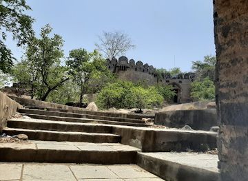 india/north-india/attraction/medak-fort