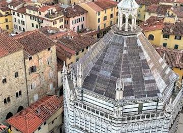 italy/pisa/attraction/battistero-di-san-giovanni-in-corte