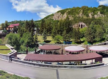 armenia/jermuk-waterfall/attraction/kamurji-jrvjez