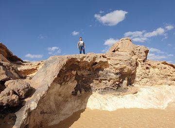 egypt/white-desert-national-park/attraction/crystal-mountain