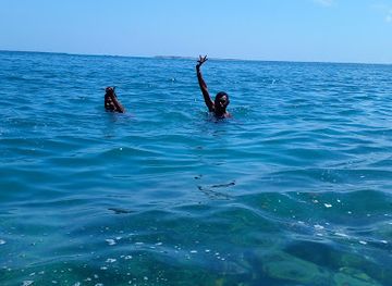 papua-new-guinea/central-province/attraction/roku-beach