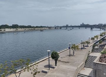 india/ahmedabad/attraction/riverfront-park