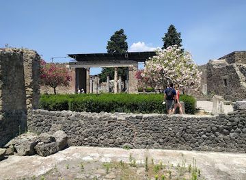 italy/pompeii/attraction/casa-della-nave-europa