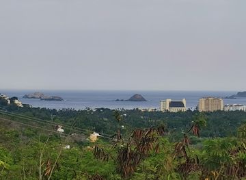 mexico/ixtapa-zihuatanejo/attraction/ixtapa-zihua-beach