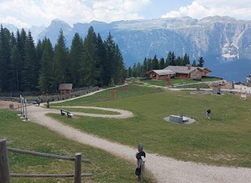italy/alta-badia/attraction/parco-giochi-con-cascata