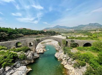 albania/kelmendi/attraction/online-tourist-information-xhiro-n-shkoder