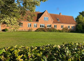 denmark/lolland-falster/attraction/naturlig-pa-korsgaarden