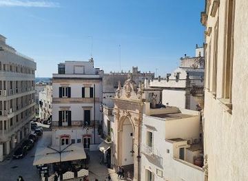 italy/puglia/attraction/palazzo-ducale