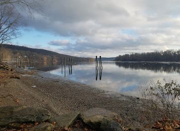 connecticut/gillette-castle-state-park/attraction/haddam-island-state-park