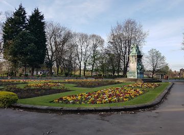 united-kingdom/leeds/attraction/woodhouse-moor