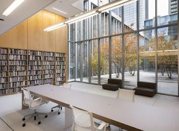 illinois/schaumburg/attraction/poetry-foundation