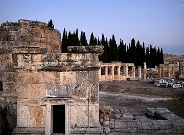 turkiye/pamukkale/attraction/tomb-a18