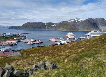 norway/finnmark/attraction/honningsvag-church