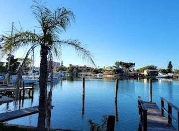 florida/clearwater/attraction/indian-rocks-beach